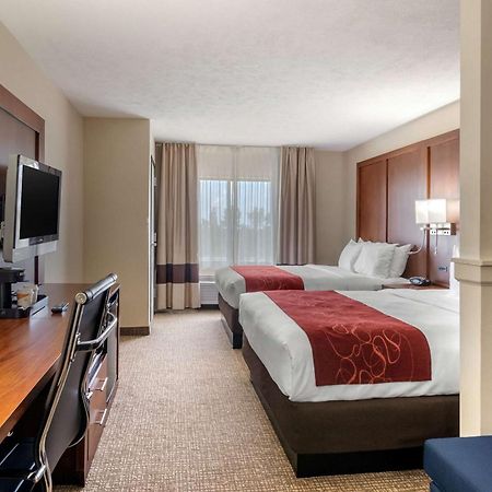 Comfort Suites Speedway - Kansas City Exteriér fotografie