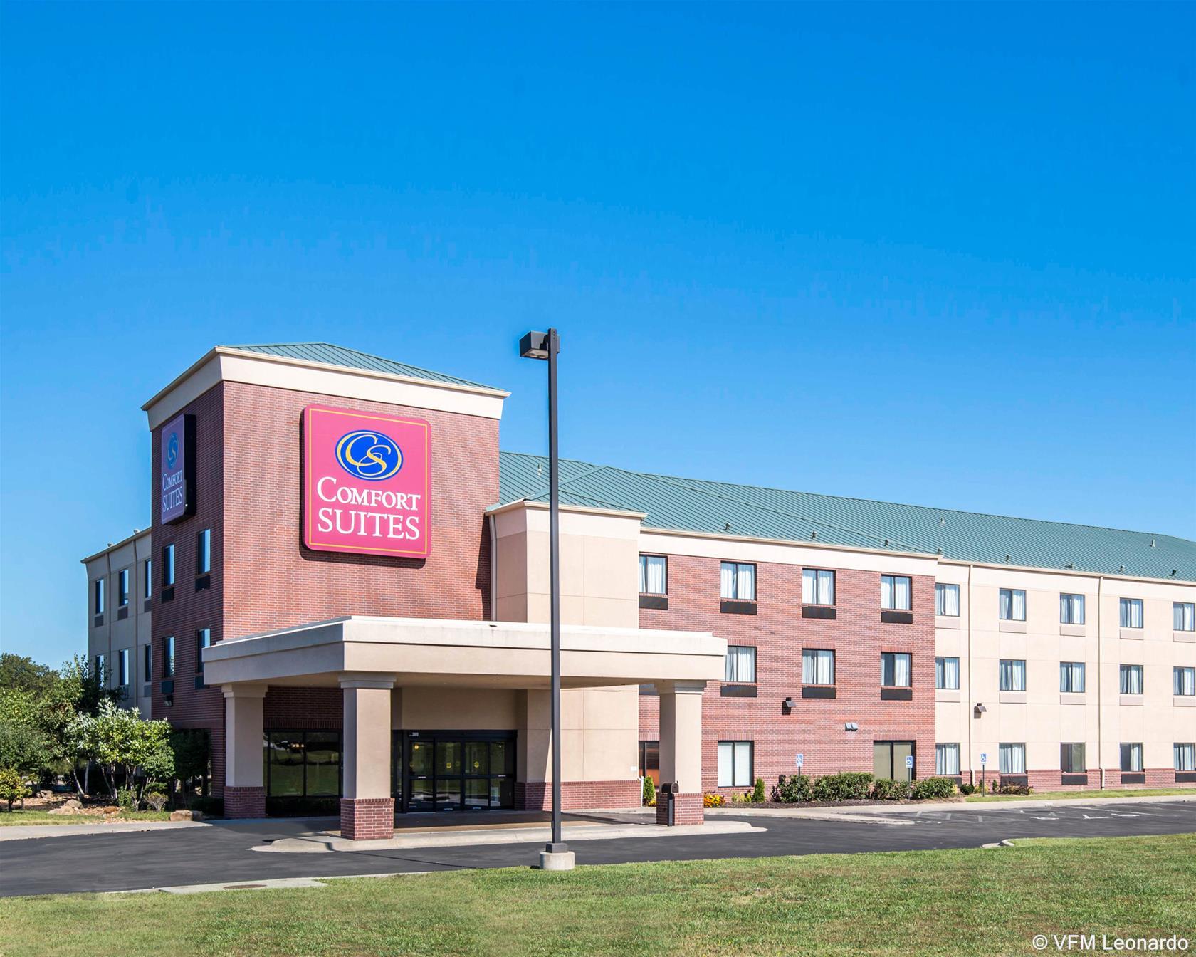 Comfort Suites Speedway - Kansas City Exteriér fotografie