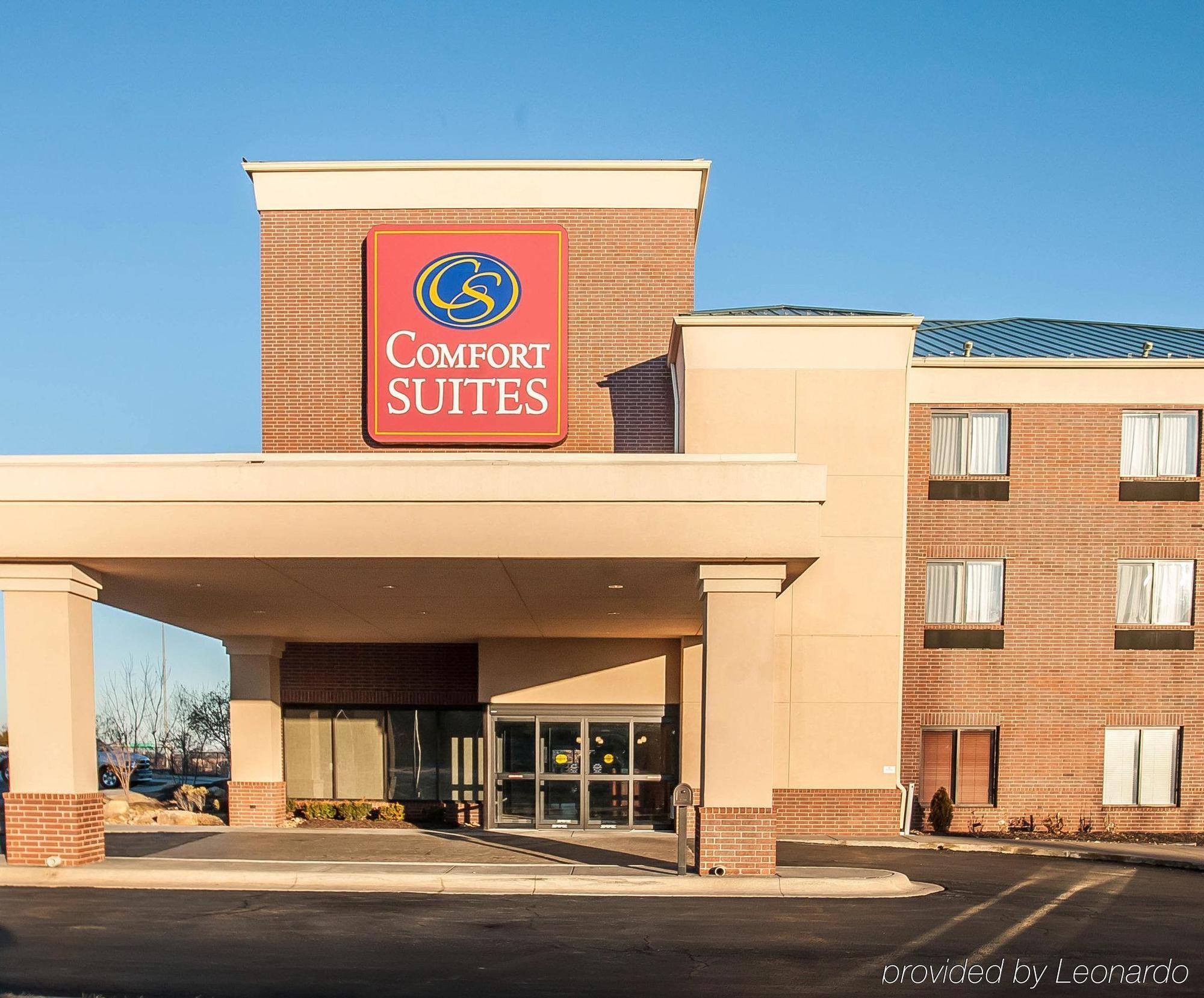 Comfort Suites Speedway - Kansas City Exteriér fotografie